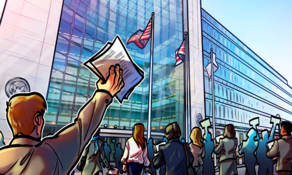 US lawmaker calls on SEC chair to reassess stance on crypto following Ripple ruling